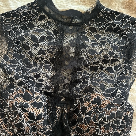 VS Black Lace Women Top - Picture 2 of 5